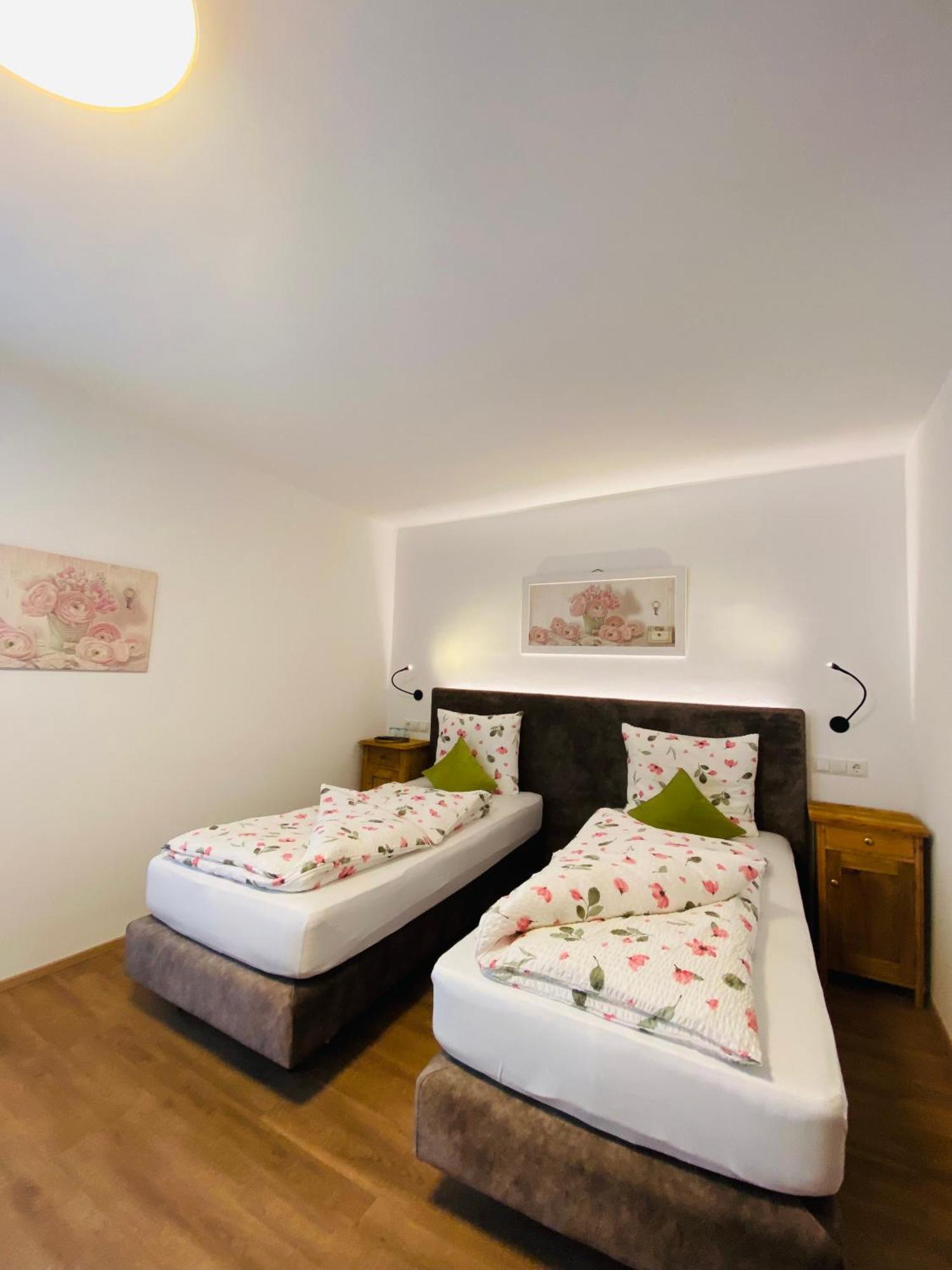 Hotel Garni Vinea Montis Termeno Extérieur photo
